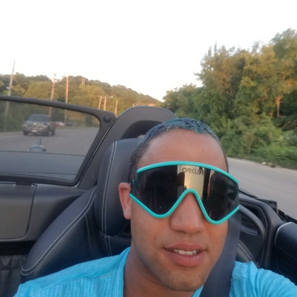 Meet your Posher, Matt - Picture 7 of 11